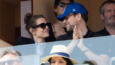 НАЈЛЕПША ПРИНЦЕЗА НА СВЕТУ И УНУКА СЛАВНЕ ГРЕЈС КЕЛИ ПОКАЗАЛА НОВОГ ДЕЧКА: Ево ко је он! (ФОТО)