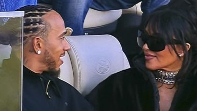 KIM KARDAŠIJAN I LUIS HAMILTON ZAJEDNO NA SUPERBOULU: Kanjea nikada ovako nije gledala - nova ljubav na pomolu (VIDEO)