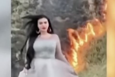 „VATRA GDE GOD SE POJAVIM“: Pakistanska internet zvezda ZAPALILA ŠUMU zbog kratkog VIDEO SNIMKA (VIDEO)