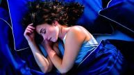 Нису вам потребне ТАБЛЕТЕ: Мали трик који ће вам помоћи да лако и брзо заспите