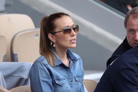 Jelena Đoković ispratila trend sezone: Bodrila Novaka u kombinaciji koju ćemo viđati sve češće (FOTO)