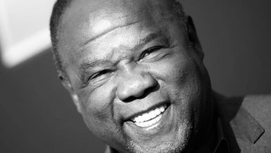 PREMINUO SLAVNI GLUAMC: Svi ga pamte po ulozi u kultnoj seriji - tužne vesti saopštio njegov menadžer