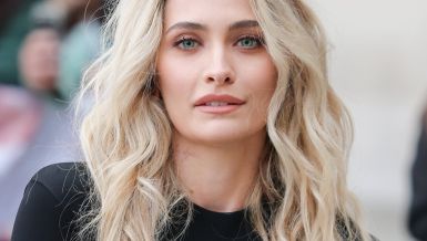 ПРЕЛЕПА ЋЕРКА МАЈКЛА ЏЕКСОНА СЕ ГОДИНАМА БОРИЛА СА ЗАВИСНОШЋУ: \