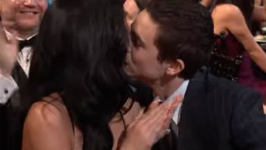 KLOI KARDAŠIJAN ODUŠEVLJENA VEZOM KAJLI DžENER I TIMOTIJA ŠALAMEA: Evo šta je otkrila!