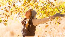 1792586487_autumn-leaves-falling-on-happy-Depositphotos_50627949_S.jpg