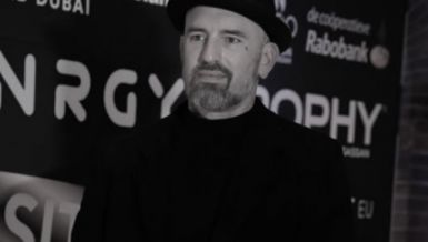 СЛАВНИ ПЕВАЧ (43) ПРОНАЂЕН МРТАВ У ЈЕЗЕРУ: \