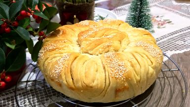 BOŽIĆNA POGAČA ZA POČETNIKE: Jednostavan i brz recept (VIDEO)