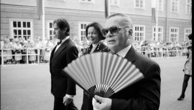 POČEO RAT ZBOG LAGERFELDOVIH 200  MILIONA: Isključio je rođake iz testamenta jer su mu bili stranci, a sad misteriozni čovek hoće da sruši njegovu poslednju želju