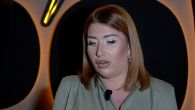 ŽIVELA U GARAŽI, DELILA TOALET SA STARIJIM MUŠKARCEM: Naša pevačica ostvarila najveću želju - nije mogla da se vrati kod roditelja, a sada je kupila stan