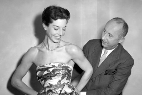 TEŠKA ŽIVOTNA PRIČA ČUVENOG DIORA: Nacisti mu mučili sestru u logoru, a njegova iznendna smrt je još uvek obavijena velom tajni