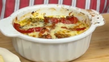 BUJURDI: Pečena feta sa povrćem je najviši stepen grčkog hedonizma, a pravi se za čas! (RECEPT)