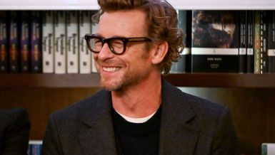 SLAVNI ZAVODNIK JE DO JUČE JE BIO SAMO KUM NJENOJ DECI, A SADA SE PRIČA DA SU ZAJEDNO: 30 godina bio u braku, sada je lud za Nikol