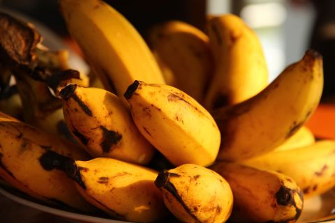 Kako čuvati banane da ne postanu smeđe? Dva TRIKA "rade" posao