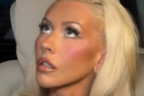 MREŽE BRUJE O LICU SLAVNE PLAVUŠE: Godine joj se više uopšte ne vide, izgleda nestvarno mladoliko (VIDEO)