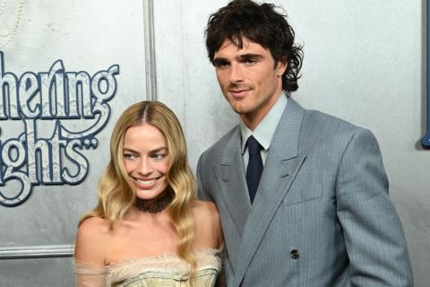 STIGLA U DOMOVONU U NAJLEPŠOJ HALJINI DO SADA: Nestvarna kreacija Margo Robi na premjeri "Orkanskih visova"