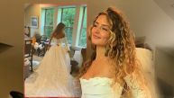 МАЈКА САШИЛА ЋЕРКИ ВЕНЧАНИЦУ ОД СТАРЕ ПОСТЕЉИНЕ: Млада је тражила нешто посебно, а сада о њеној прелепој хаљини прича цео свет (ВИДЕО)