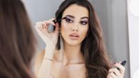 NAŠMINKAJTE OČI PREMA NJIHOVOM OBLIKU: Male tajne šminkera za savršen pogled 
