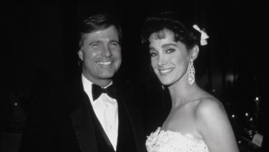 SLAVNI GLUMAC PREMINUO OD RAKA: Oglasila se njegova supruga - \