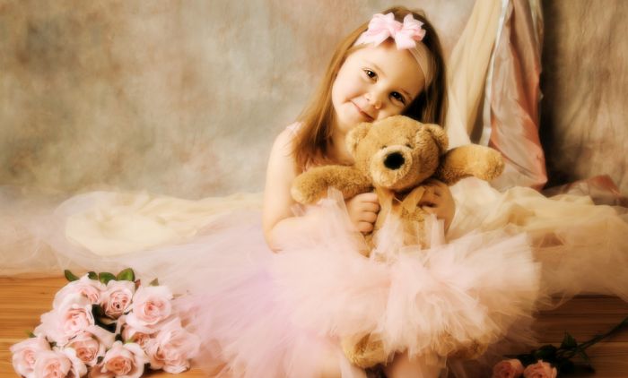1793175104_adorable-little-girl-dressed-ballerina-Depositphotos_4590660_S.jpg