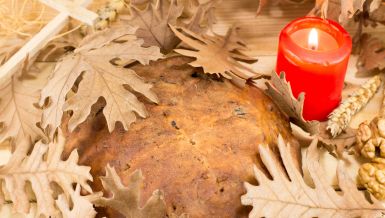 STARO NARODNO VEROVANJE: Iskrckajte orah na BADNJE VEČE i saznajte da li će vas pratiti sreća