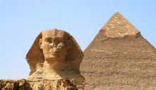 1620895758_depositphotos_12273800-stock-photo-sphinx-and-pyramid.jpg