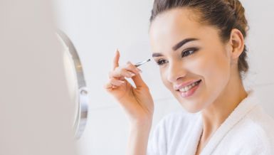 GREŠKE SA OBRVAMA KOJE DODAJU GODINE: Šminkeri žele da ih zaobilazimo 