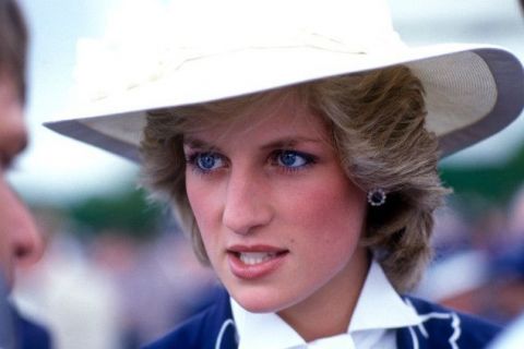 POJAVILO SE PISMO PRINCEZE DAJANE STARO 30 GODINA: Vidovnjakinji koja je prorekla da će upoznati Dodija, samo je njoj verovala!