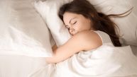 Навике које треба да уведемо пре спавања за бољи сан: Неке ће вас изненадити 