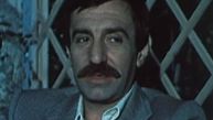 ЈЕДАН ОД РЕТКИХ ИНТЕРВЈУА ГЛУМАЧКЕ ЛЕГЕНДЕ ЋЕ ВАС НАСМЕЈАТИ ДО СУЗА: Сваки одговор Зорана Радмиловића је ХИТ!