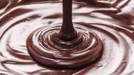 OVAJ TRIK ZA SAVRŠENU ČOKOLADNU GLAZURU MORA DA ZNA SVAKA DOMAĆICA: Potreban vam je jedan sastojak i 10 sekundi 