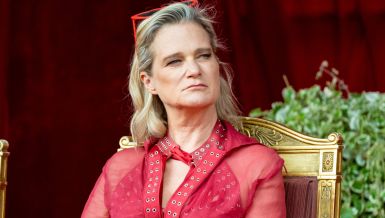 NJENA MAJKA JE 10 GODINA IMALA AFERU SA KRALJEM: Godinama joj niko nije verovao, a onda je DNK test razotkrio kraljevsku tajnu i postala je PRINCEZA