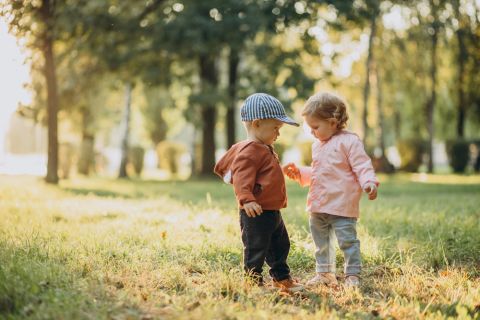 ŠTA DECA NAJVIŠE PAMTE IZ RANOG DETINJSTVA? Prve uspomene počinju i ranije nego što se mislilo 