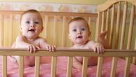 РОЂЕНИ БЛИЗАНЦИ СА РАЗЛИЧИТИМ ОЧЕВИМА: Случај који је збунио цео свет (ВИДЕО)