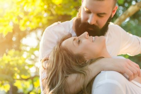 DNEVNI HOROSKOP ZA UTORAK, 22. SEPTEMBAR: Blizanci upoznaju novu ljubav, Vaga otkriva partnerove tajne