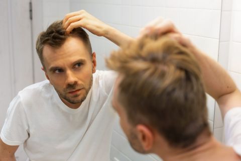 Naglo gubite kosu? Ekspert navodi moguće razloga
