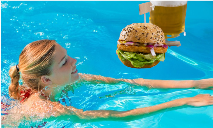 È sicuro nuotare dopo aver mangiato?  Ecco cosa ne pensano gli esperti